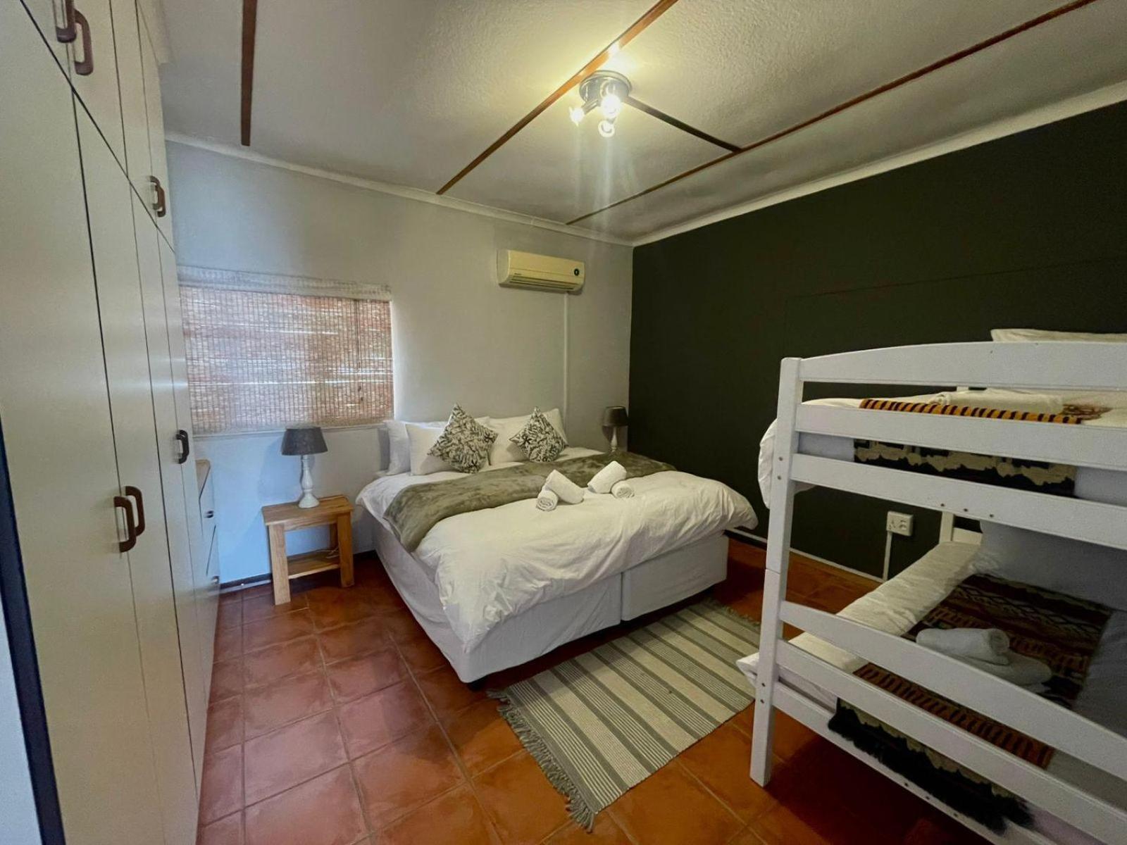 Eden Chalets Windhoek Quarto foto