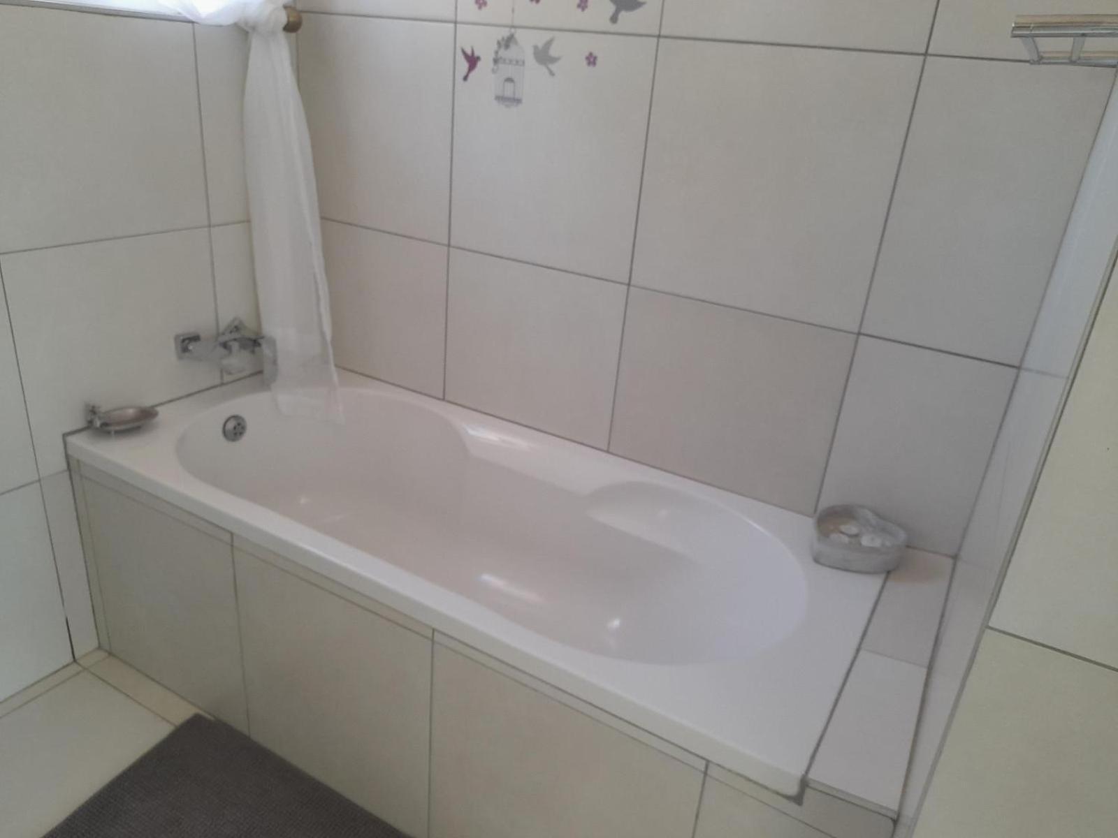 Eden Chalets Windhoek Quarto foto