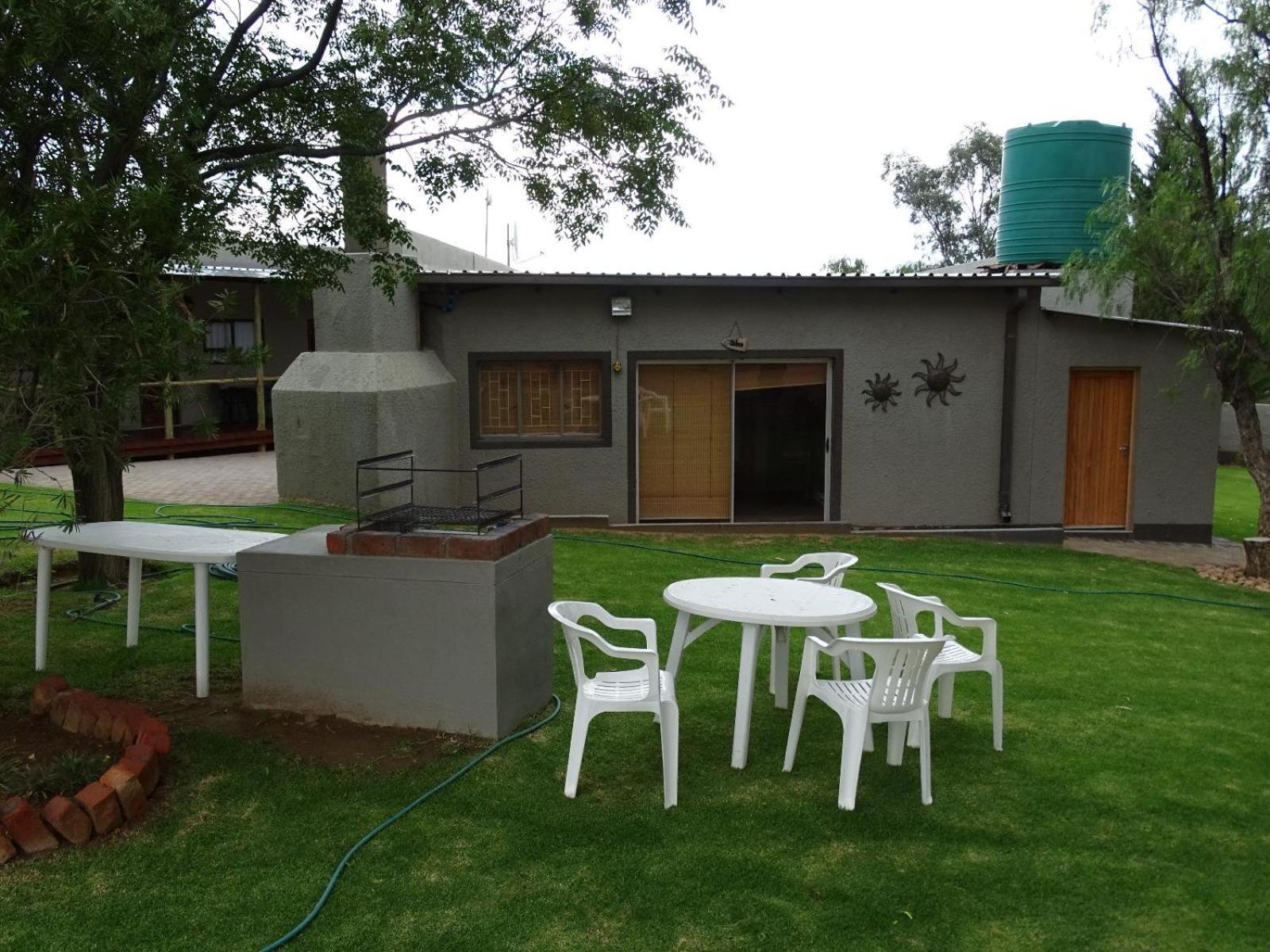 Eden Chalets Windhoek Exterior foto