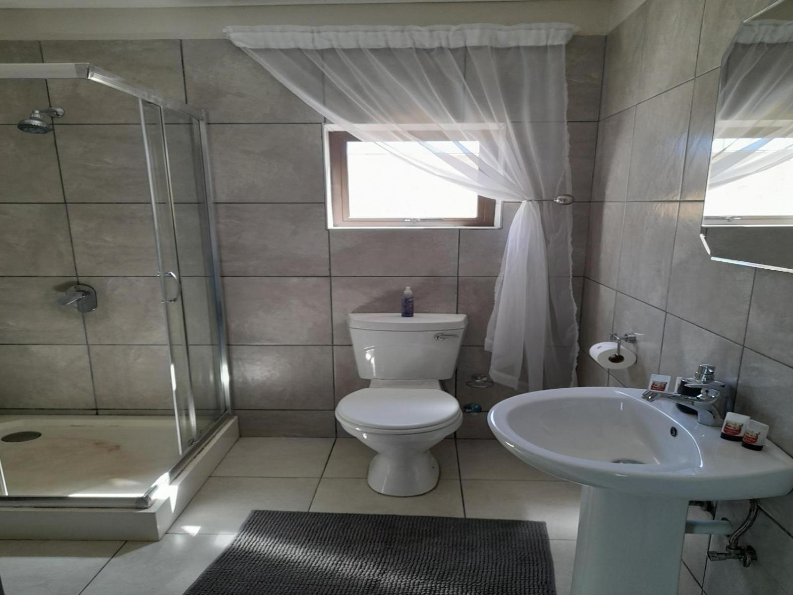 Eden Chalets Windhoek Quarto foto