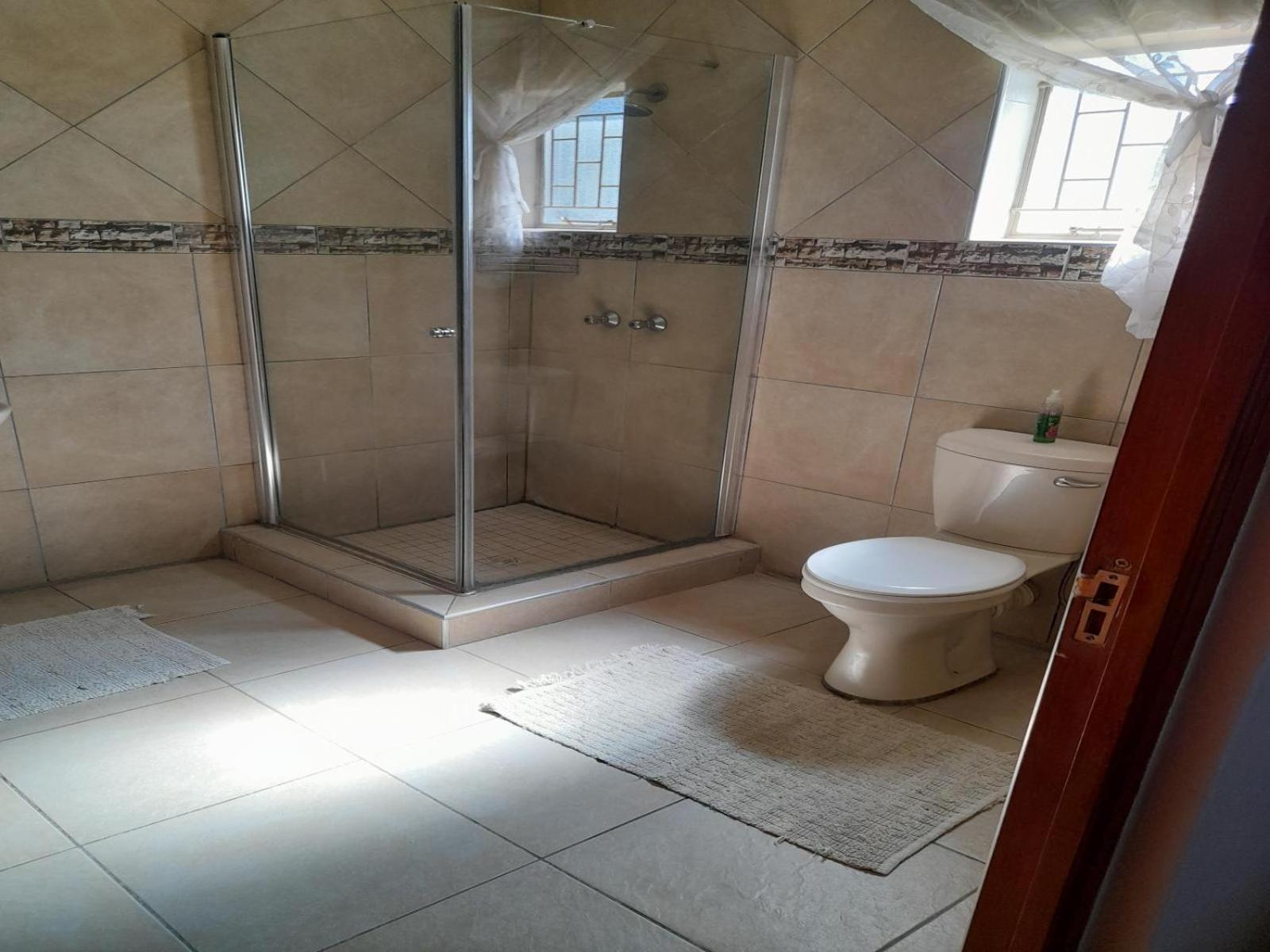 Eden Chalets Windhoek Quarto foto