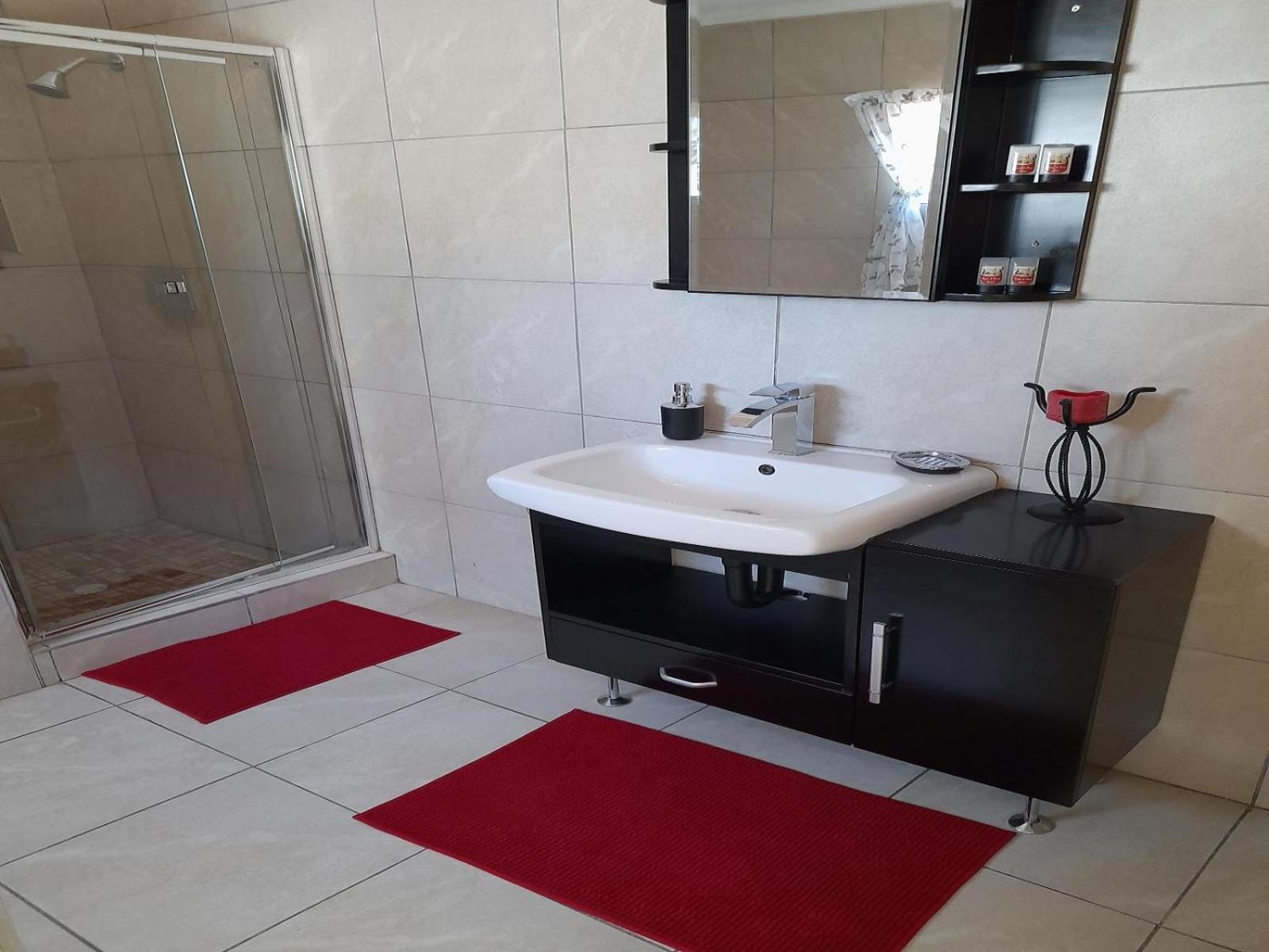 Eden Chalets Windhoek Quarto foto