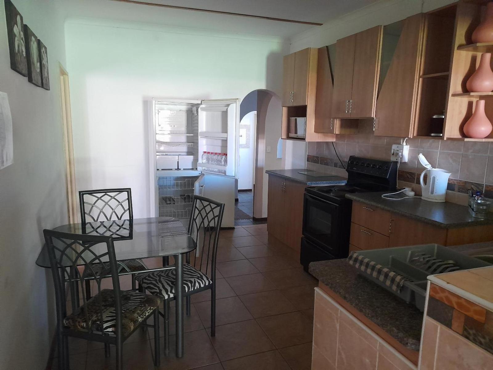 Eden Chalets Windhoek Quarto foto